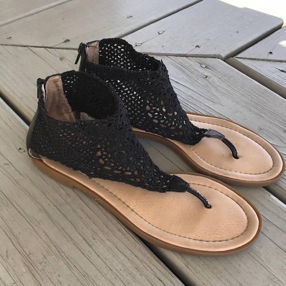 white shoes with black heel